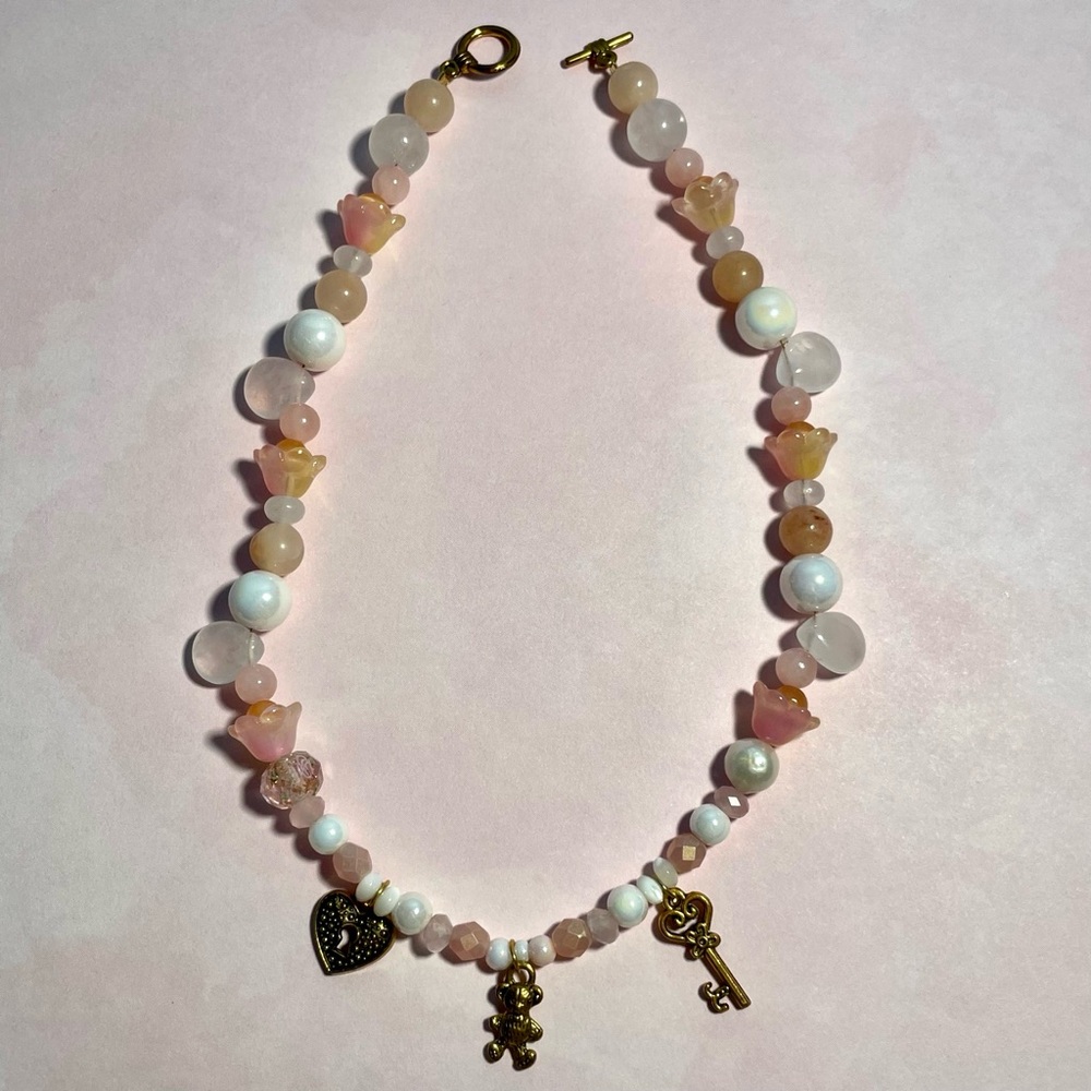 Toy Chest Choker
